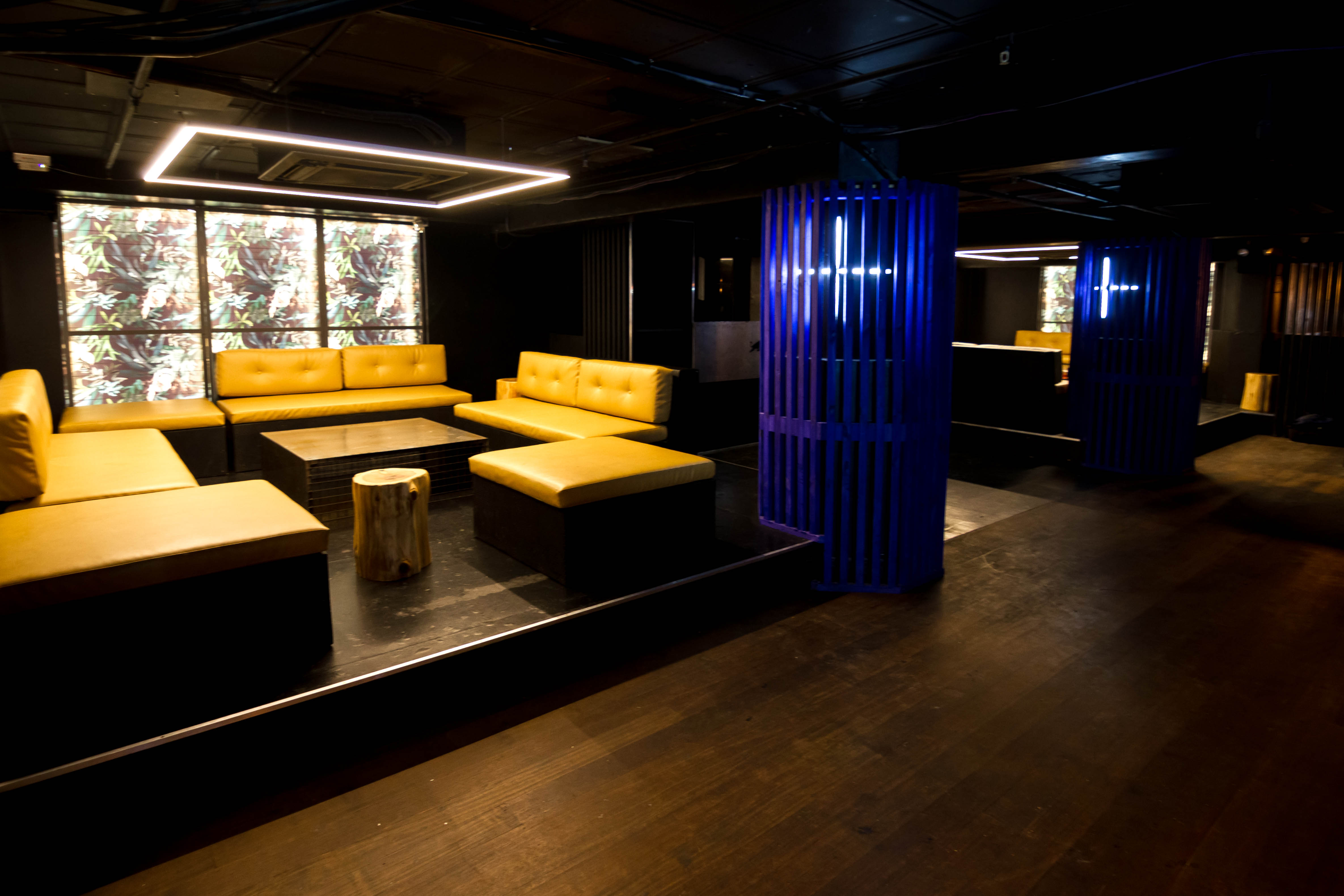 New Wave Construction Auckland Viaduct Nightclub interior fitout seating